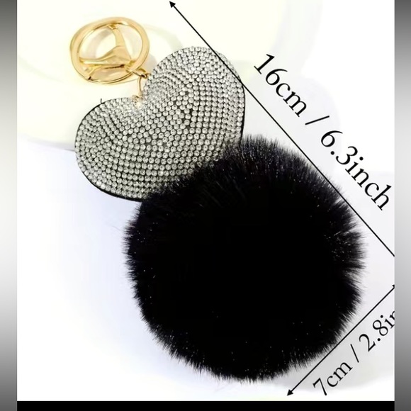 Rhinestone Heart Charm Keychain New - Picture 2 of 2